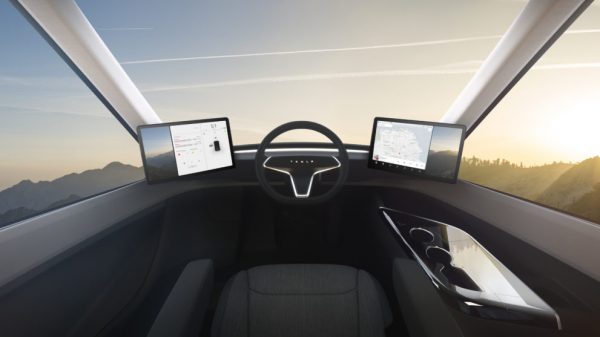 Interior Camion Tesla