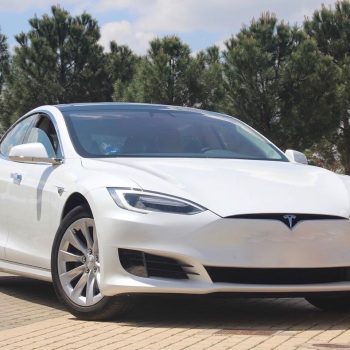 Tesla Model S 75