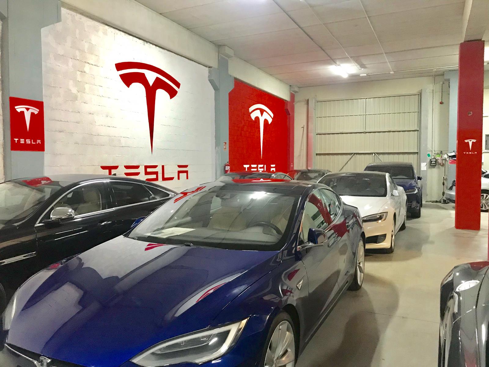 AC CAR especialistas en Tesla.