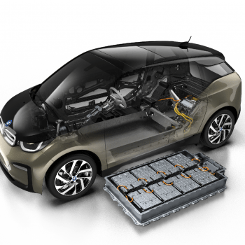 ¿Cómo alargar la vida de una batería de coche eléctrico?