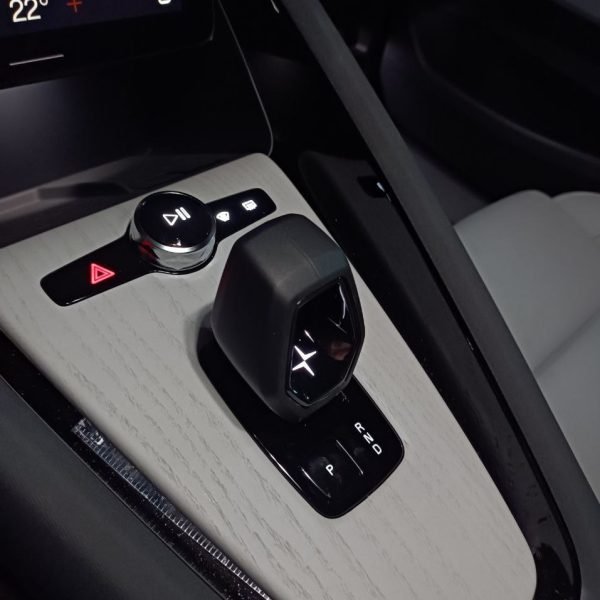 Polestar2 3